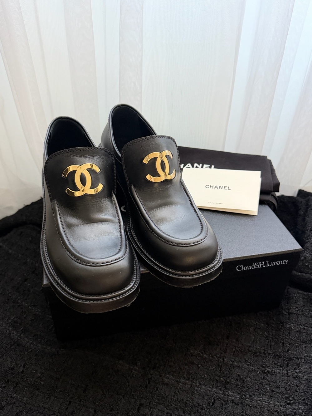 Auth Chanel G39602 Classic CC Logo Black Loafers - Size 38